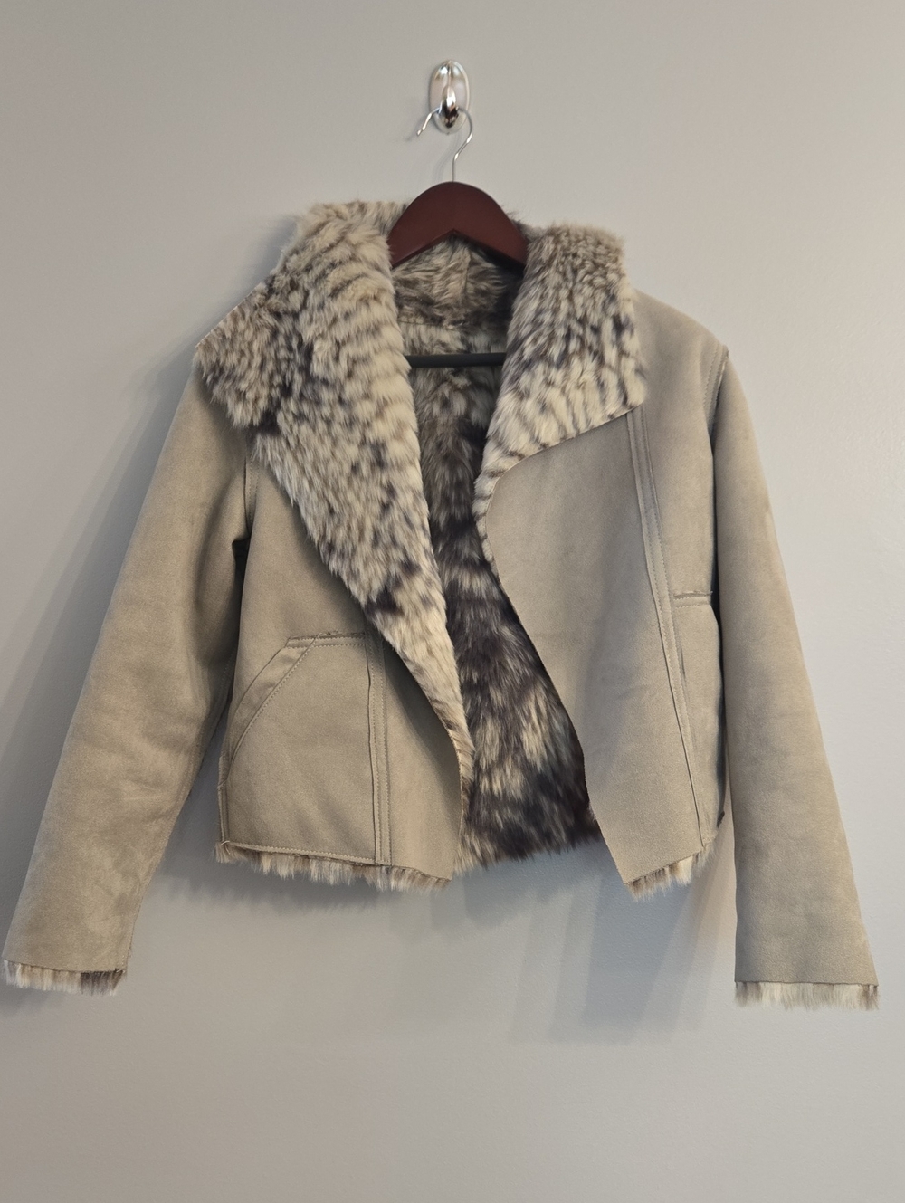 Nwot Marrakech Reversible Faux Fur Trim Suede Jacket - Gray Xxs